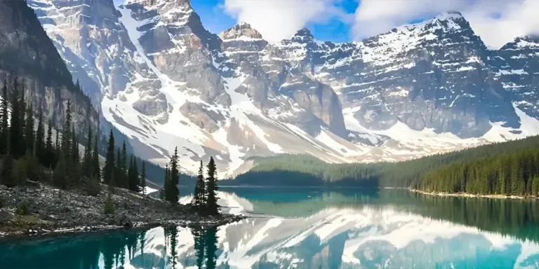 Summer in Canada: Your Personal Guide to an Extravagant Vacation in 2025